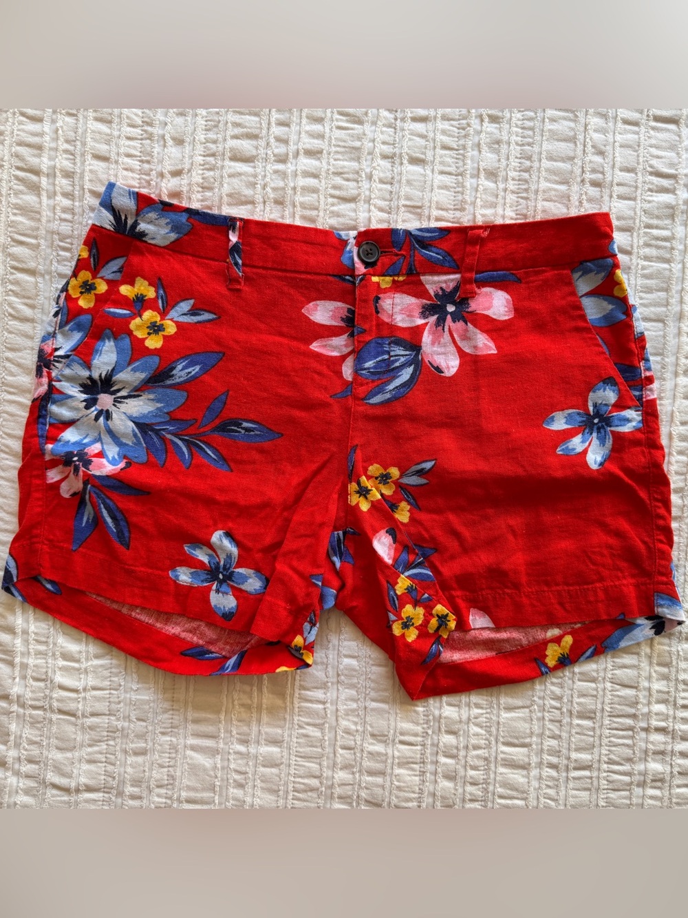 Old Navy Women's Everyday Shorts Red Floral Linen Blend Size 2